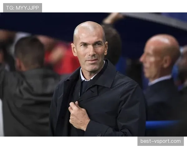 德布劳内与齐达内的历史地位差距：技术、时代与影响力的多维解析