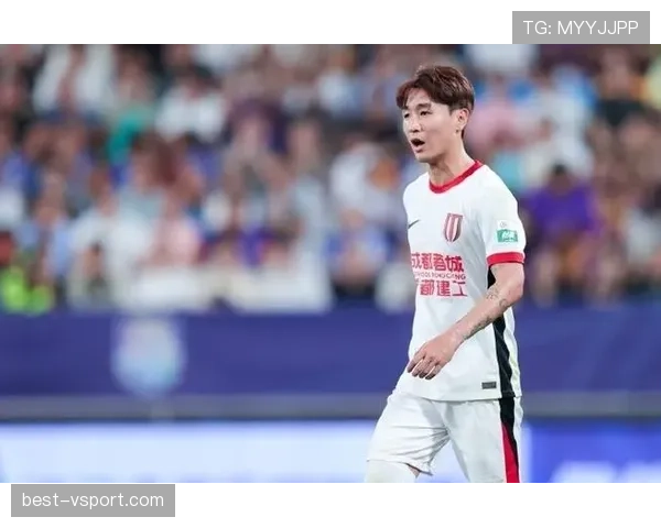 韦世豪上场拼命，下场就成了豪车美食打卡机